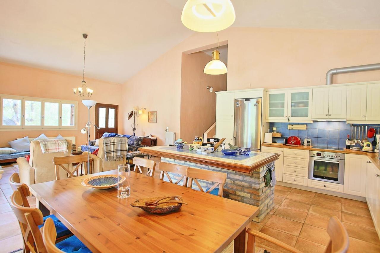 Villa Kleopatra Poulades Luaran gambar