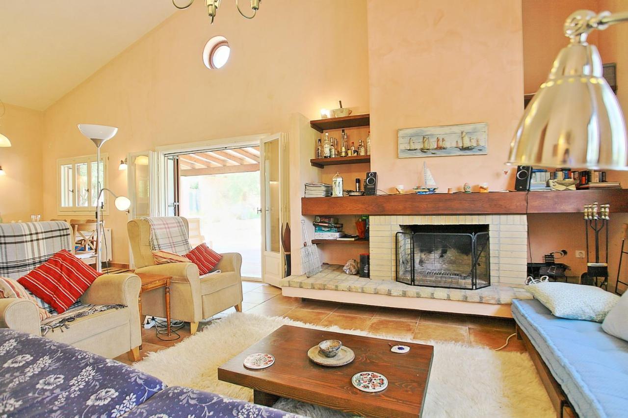 Villa Kleopatra Poulades Luaran gambar