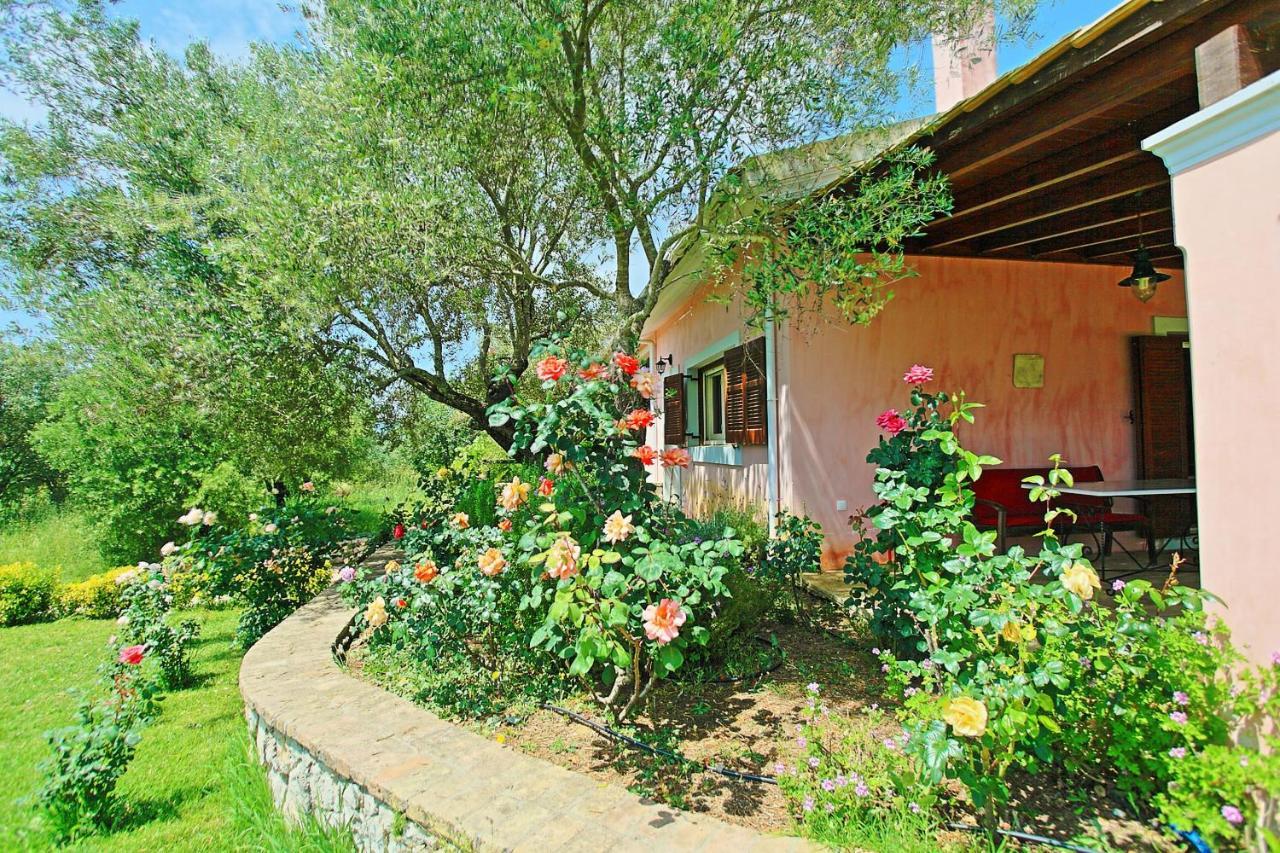 Villa Kleopatra Poulades Luaran gambar